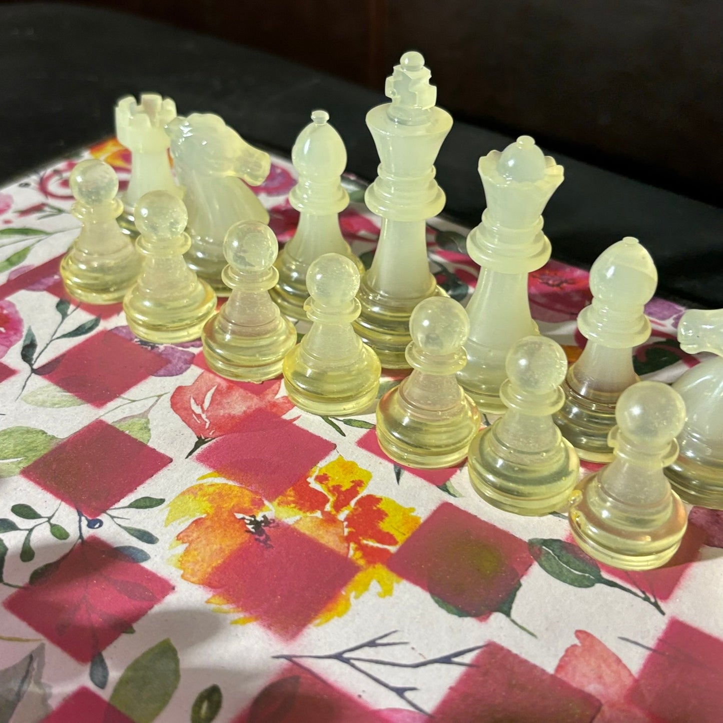 Supreme Pink Flowers - Scrapbook Chess Set