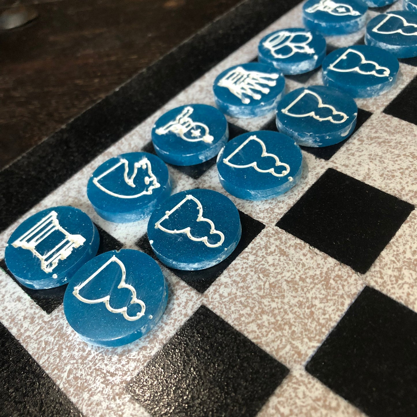Speed Blue - Painted Chess Set
