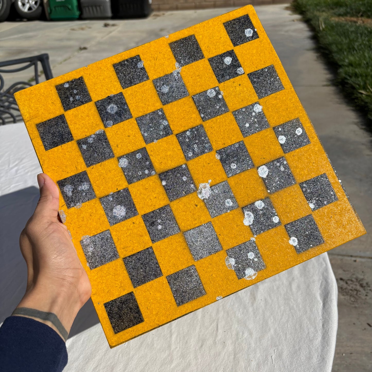 Black & Yellow Splatter - Chinese Edition Chess Set