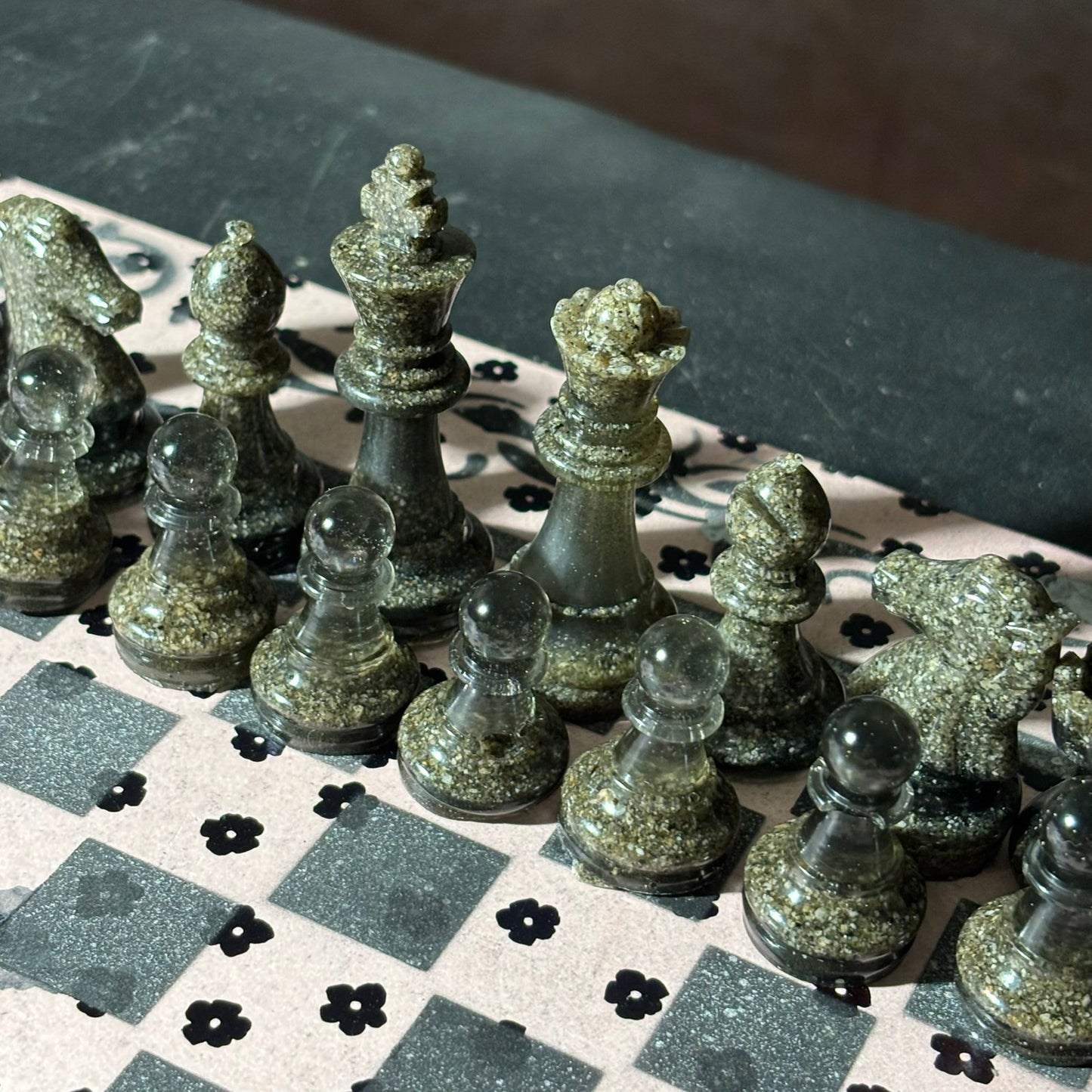 Black Mini Flowers - Scrapbook Chess Set