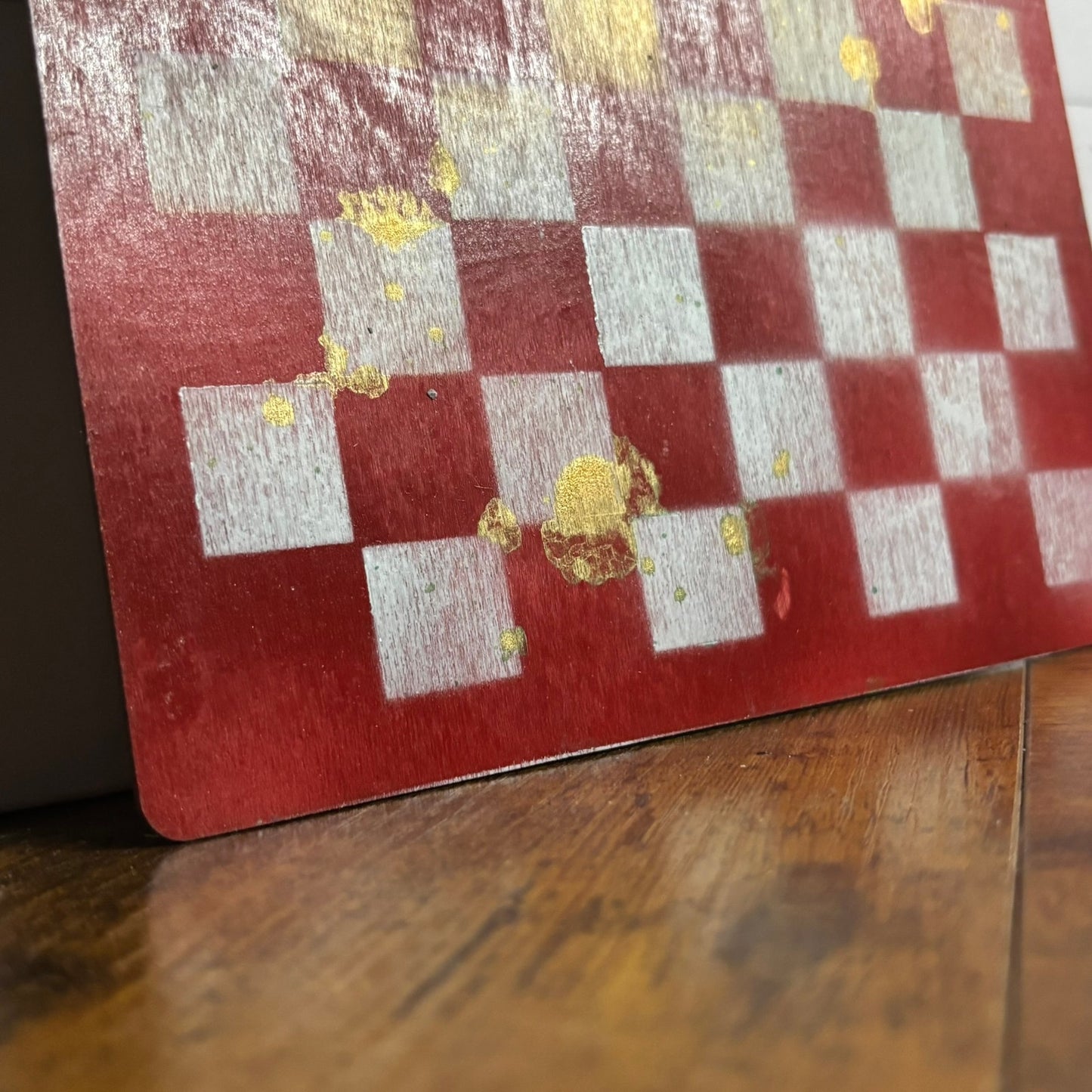 Red And White Golden Hue - Painted Thin Wooden Chess Board