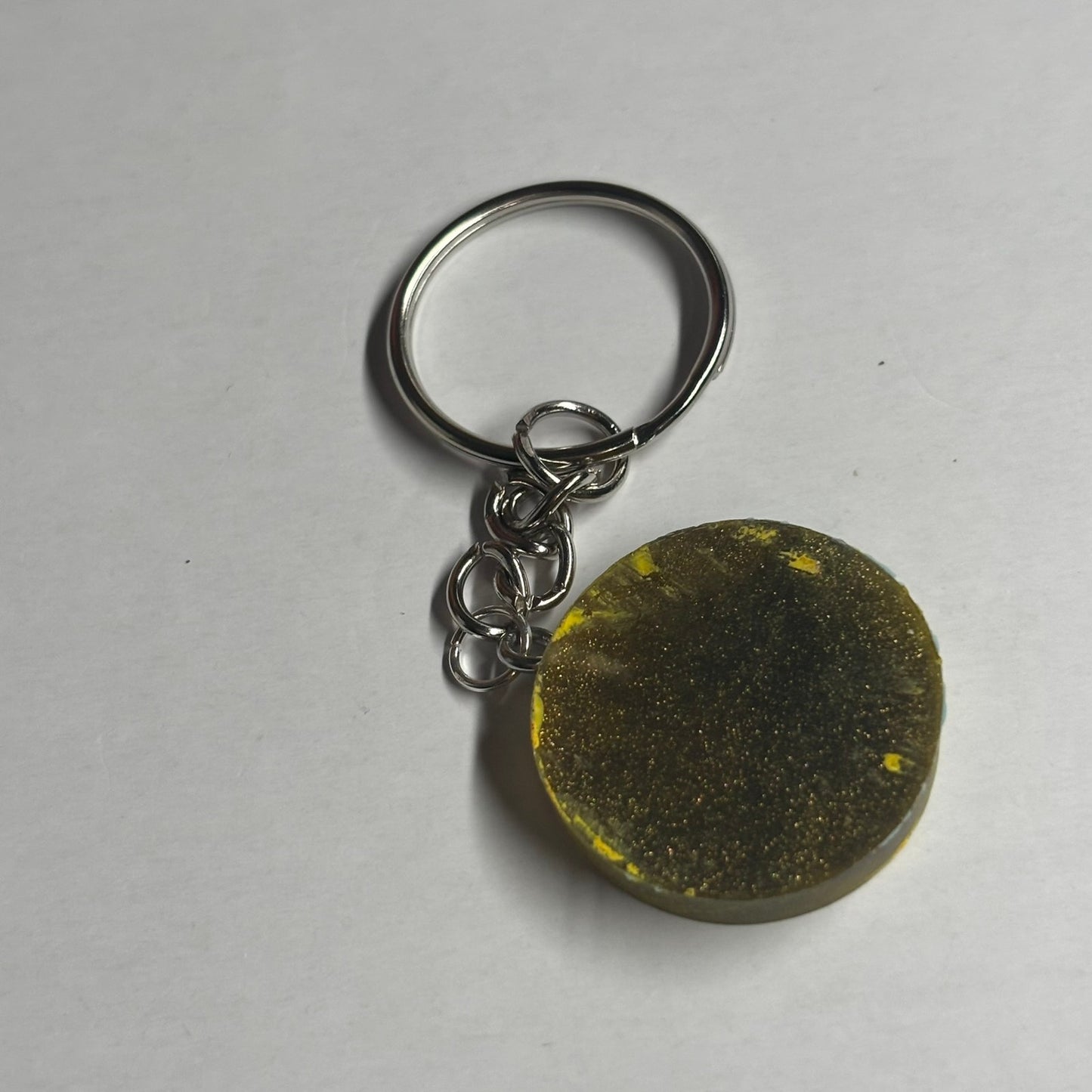 Dark Green Queen - Handmade Resin Keychain