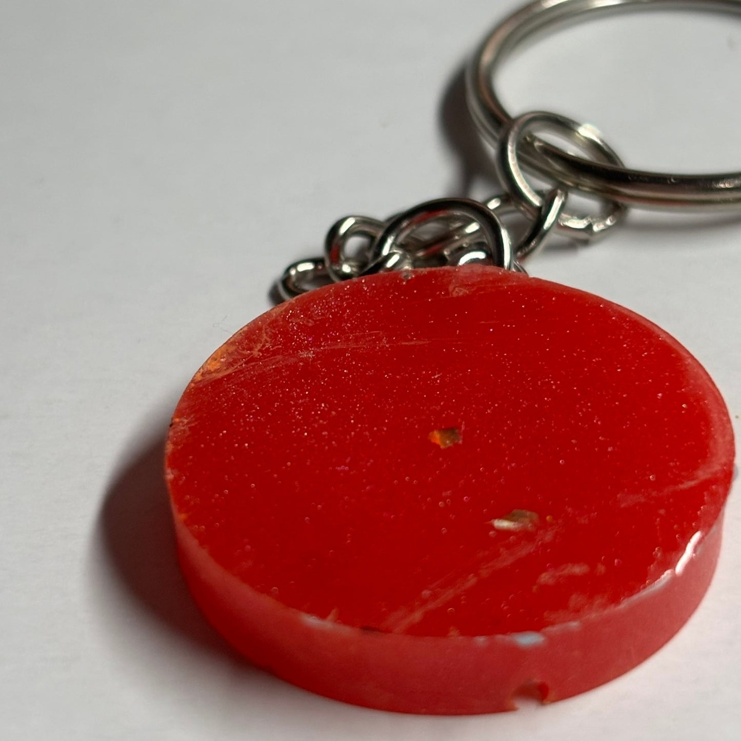 Red Orange Queen - Handmade Resin Keychain - Flat Edition