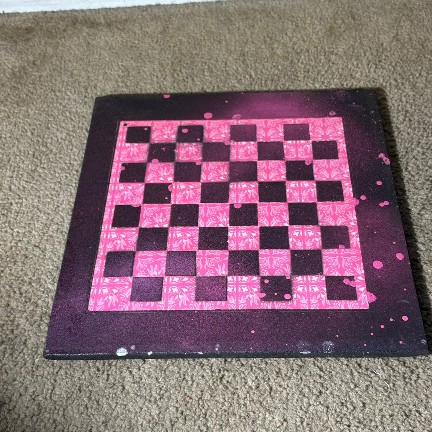 Supreme Pink - Large Deluxe Chess Set