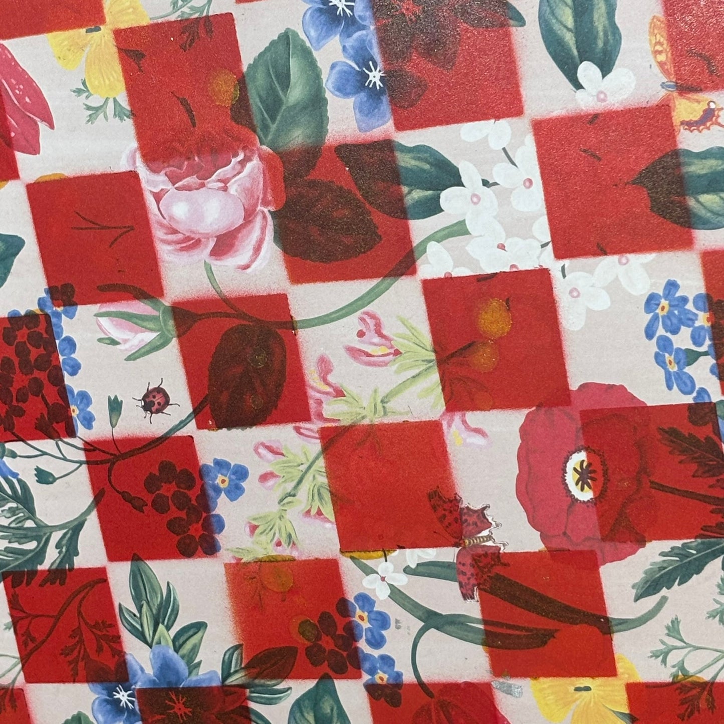 Red Garden Of Flowers - Scrapbook Chess Board