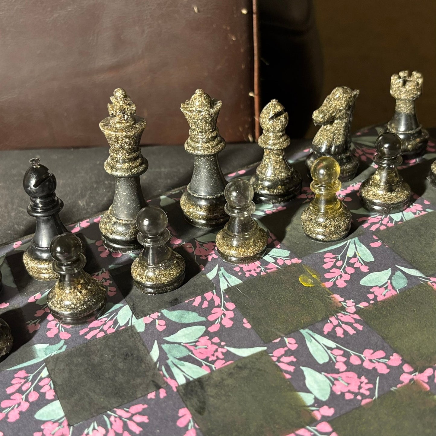 Retro Pink Flowers - Scrapbook Chess Set
