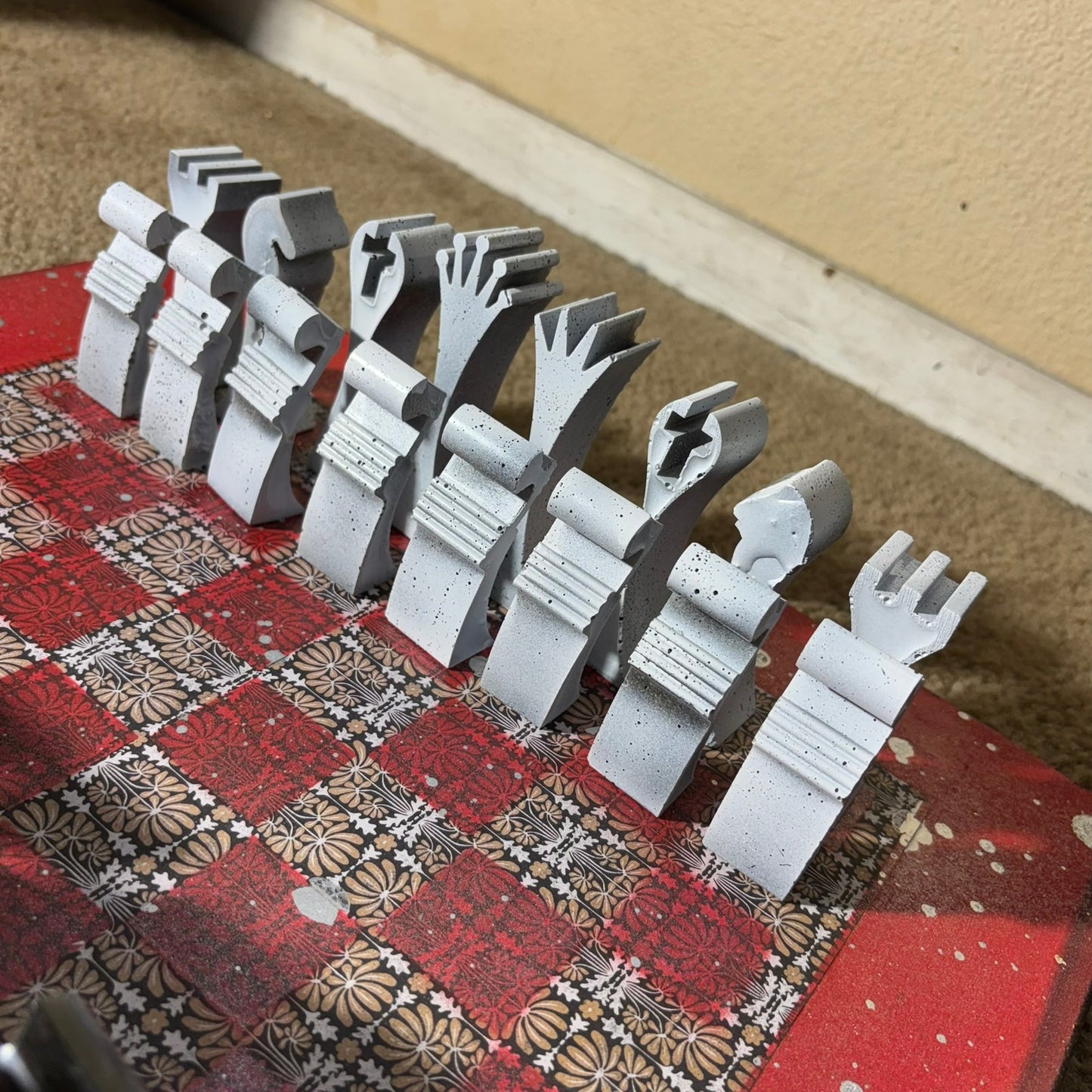Supreme Vintage - Large Deluxe Chess Set
