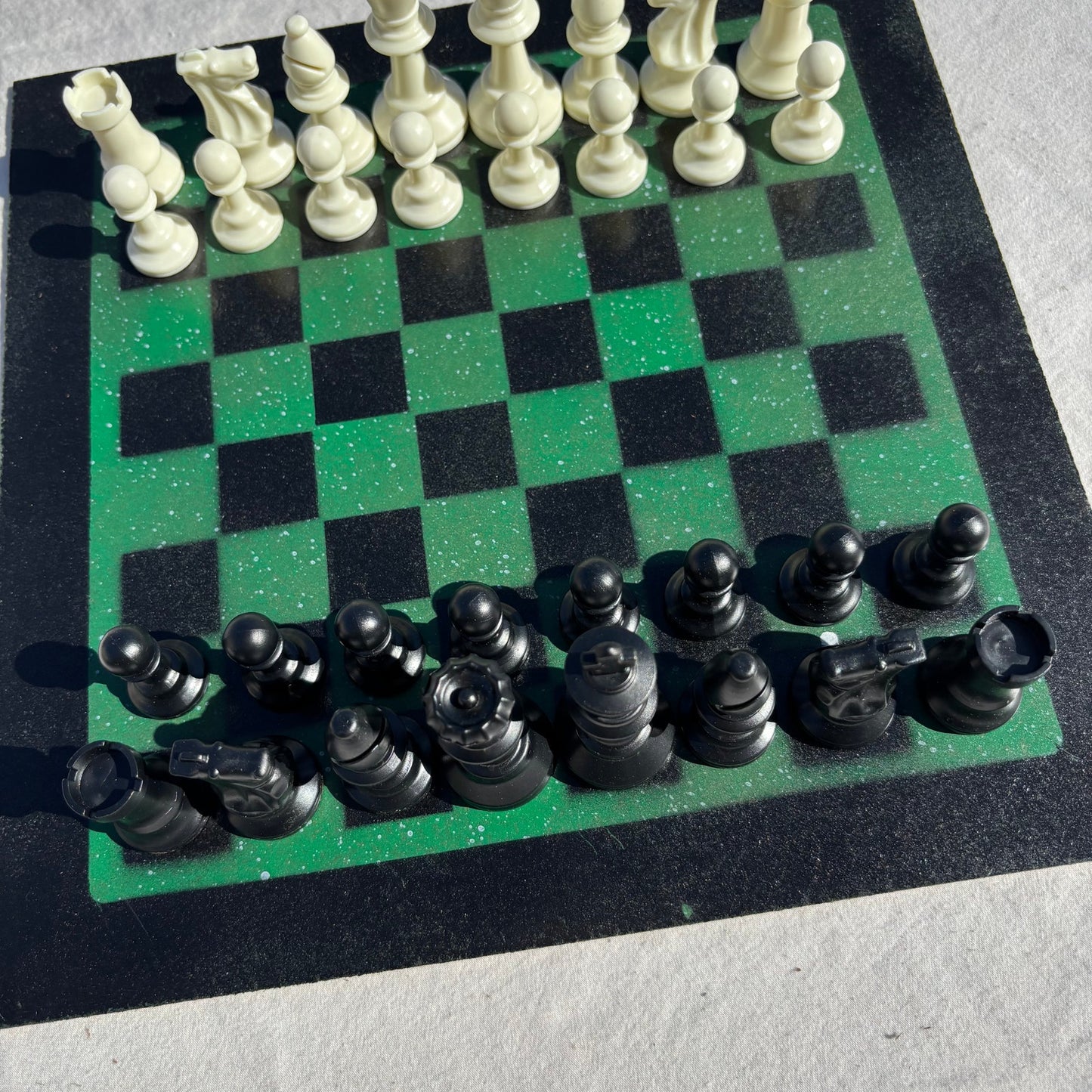 Green & Black - Painted Chess Set