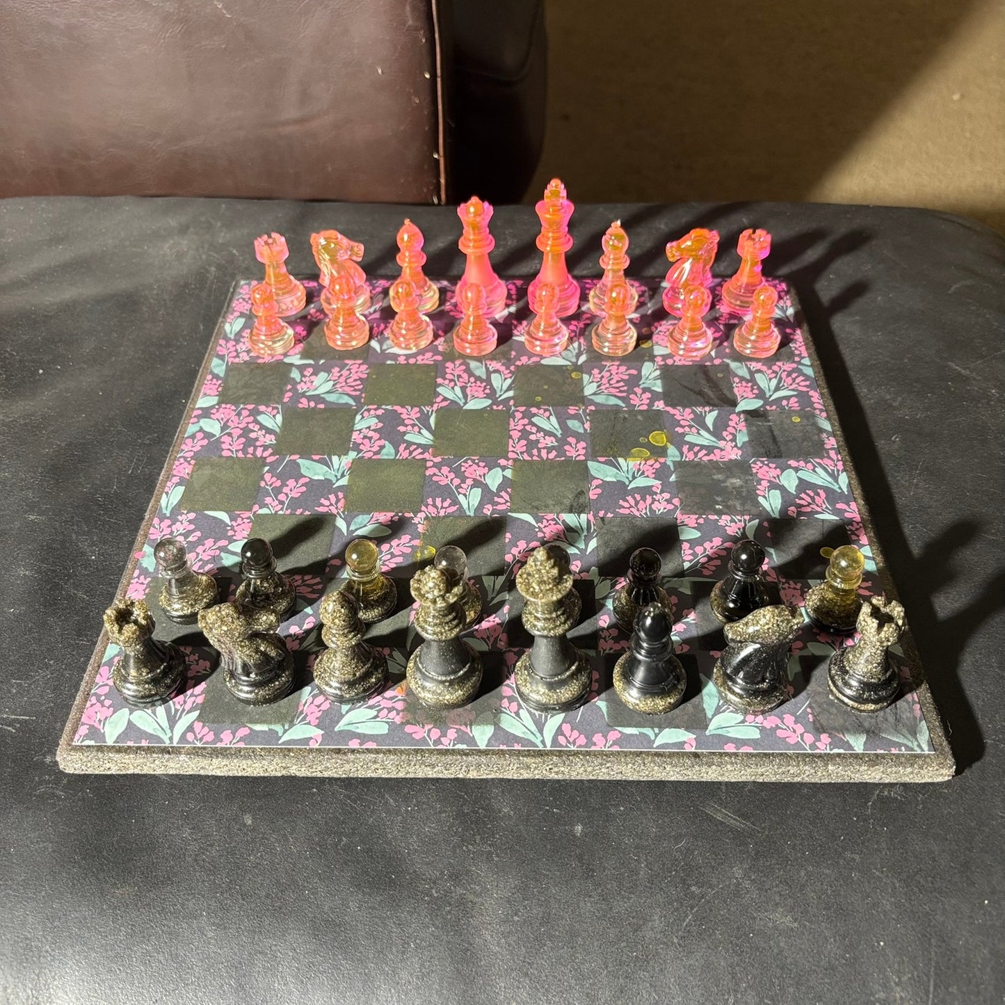 Retro Pink Flowers - Scrapbook Chess Set