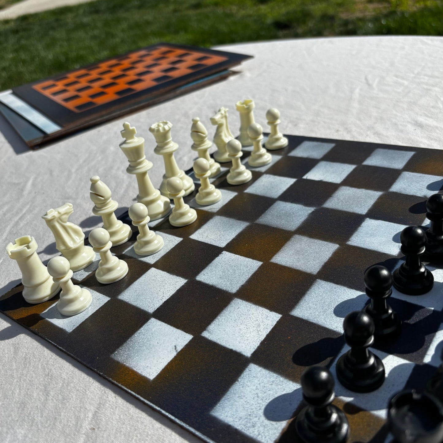 Alien Dark - Painted Chess Set