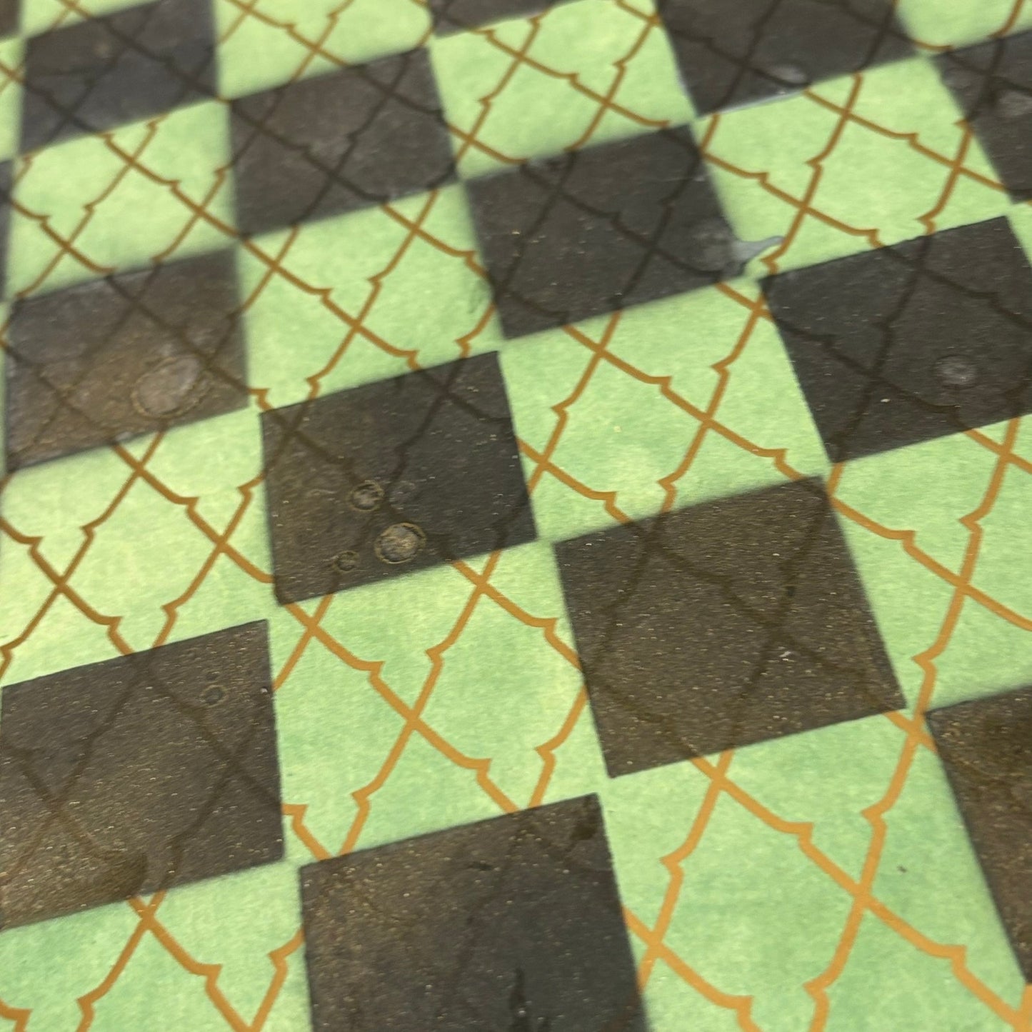 Gold Striped Green - Scrapbook Chess Set