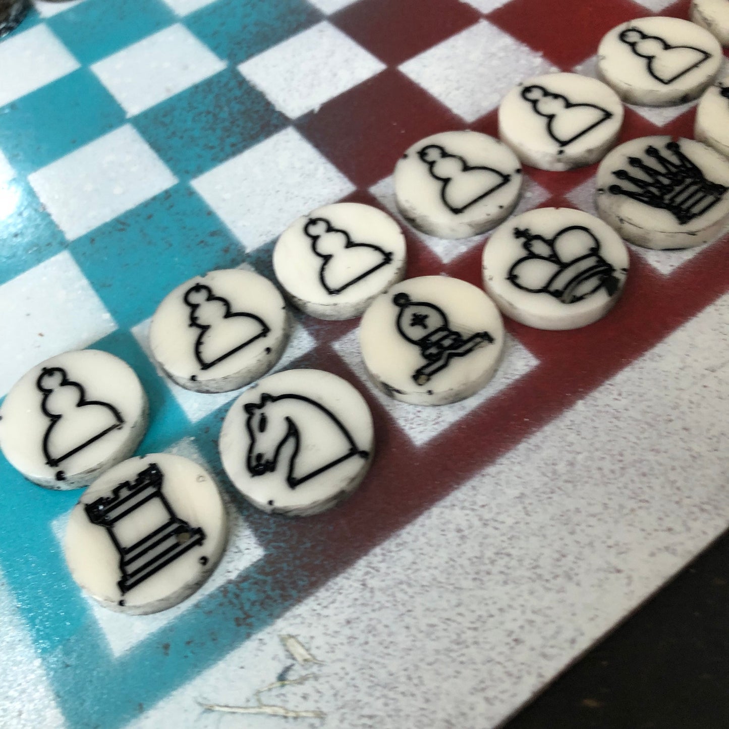 Popsicle White - Painted Chess Set