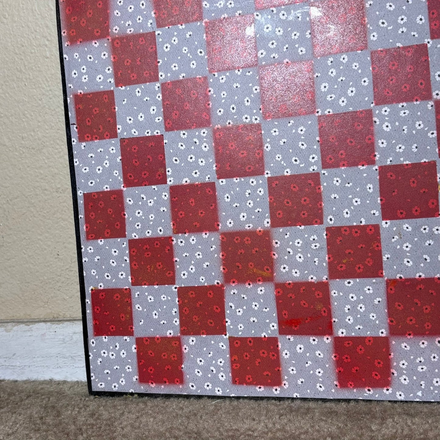 Simple Flowers With Red Touch - Scrapbook Chess Board