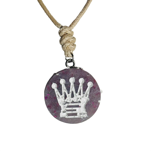 🎁 Classy Purple Queen - Handmade Resin Chess Necklace (100% off)