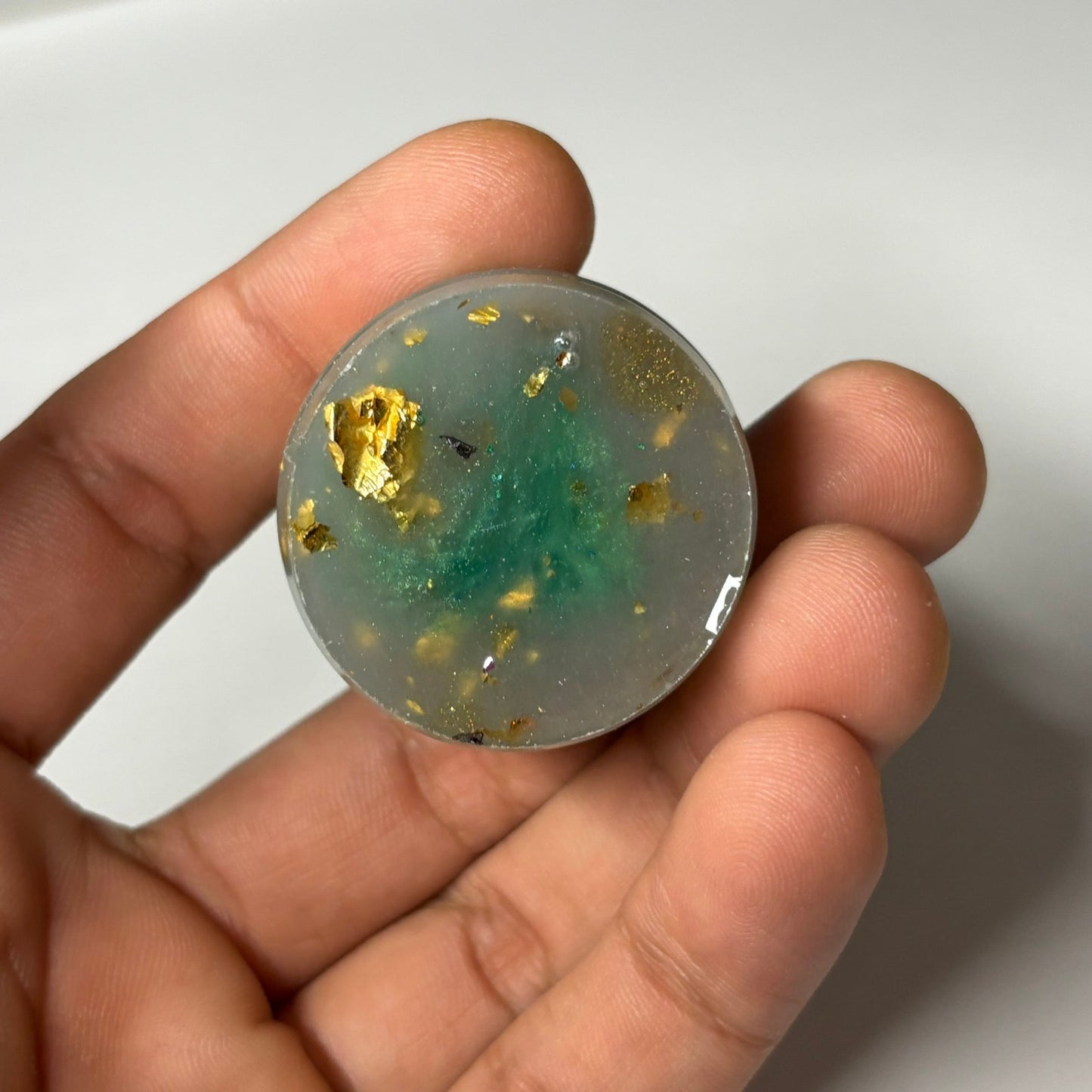 Solid Royalty Green Queen - Handmade Resin Keychain - Large Edition