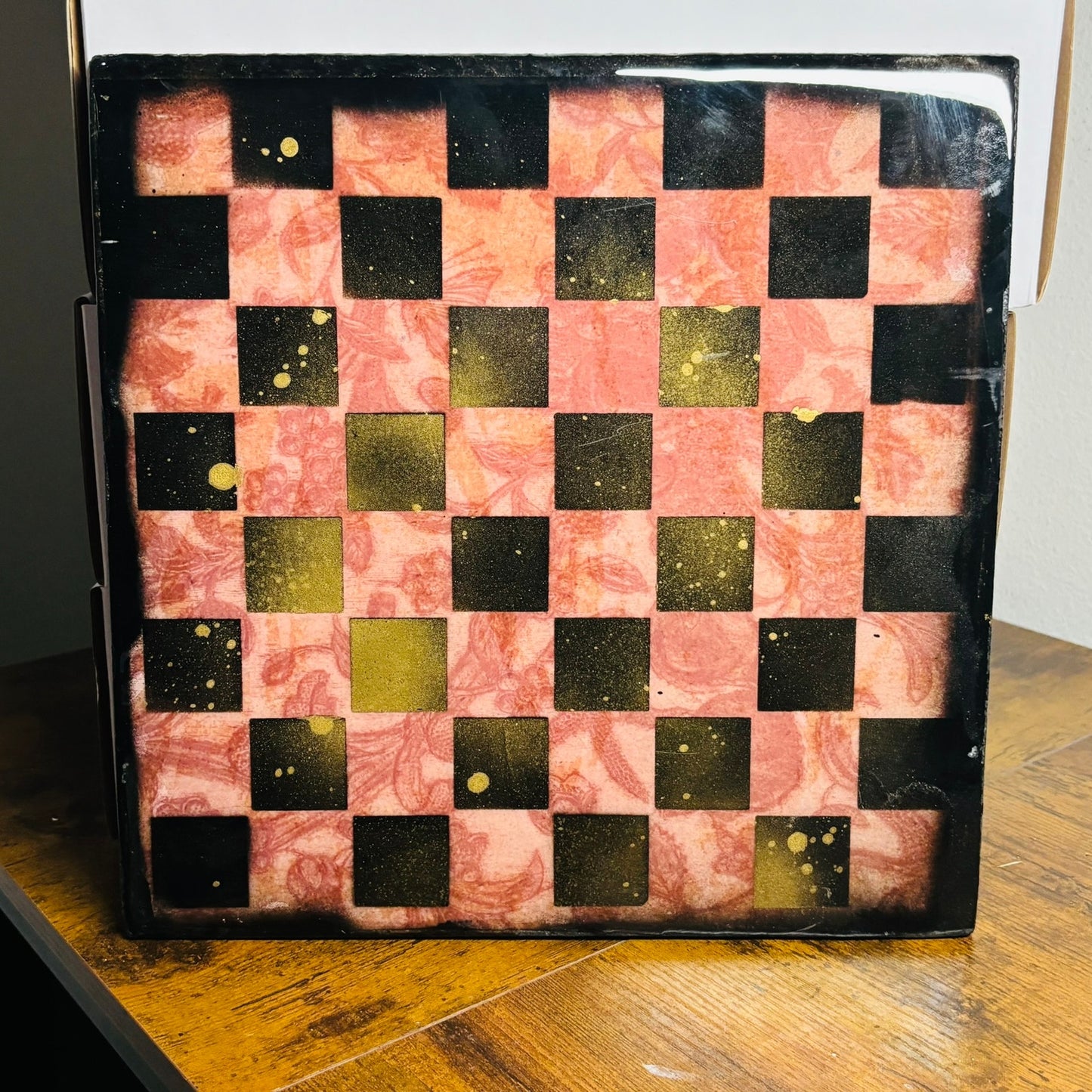 Vintage Mystic Flower - Resin Coated Chess Board