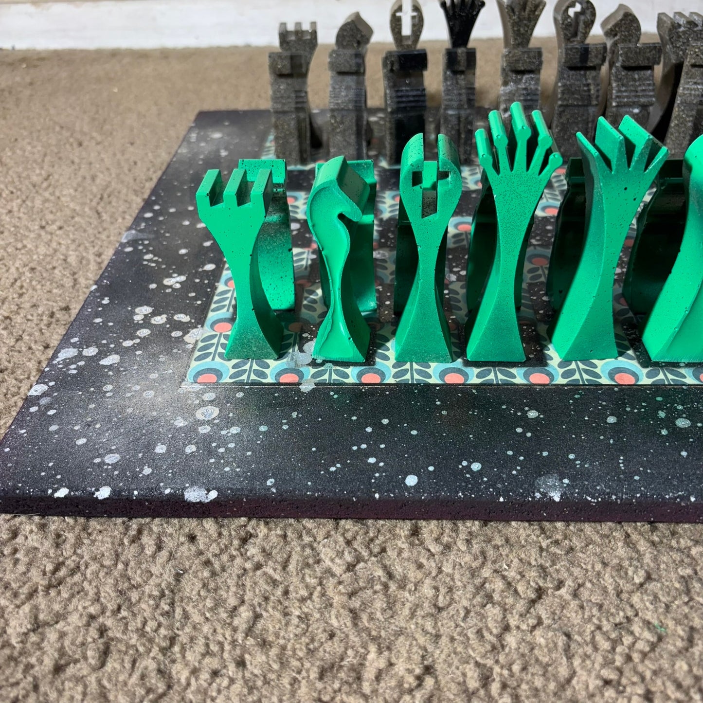 Green Royal - Large Deluxe Chess Set