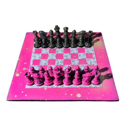 Supreme Pink Flowers - Large Deluxe Chess Set