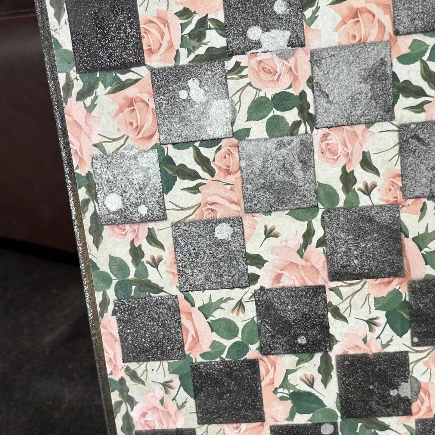 Simplistic Flowers - Scrapbook Chess Board