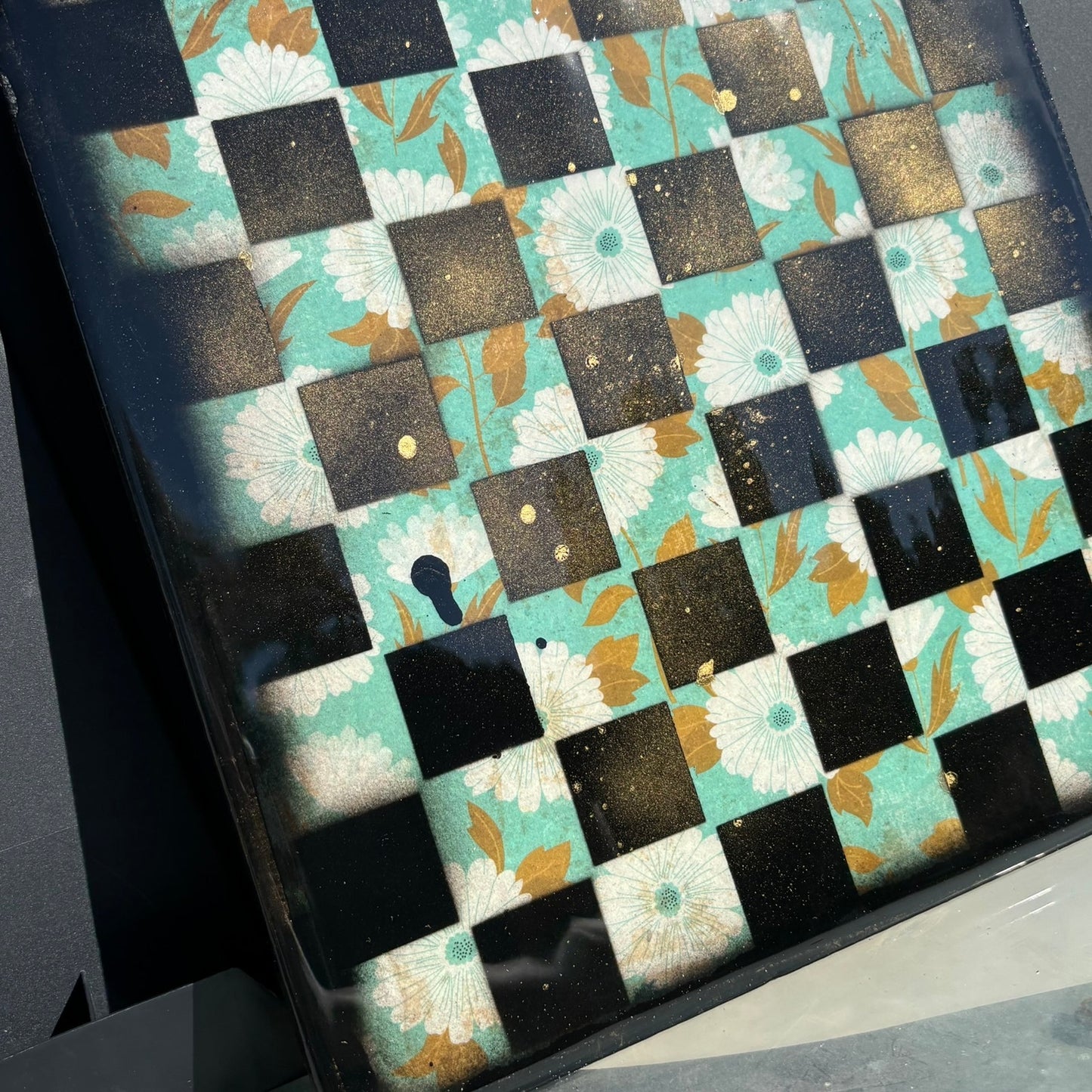 Green Flowers - Resin Coated Chess Board