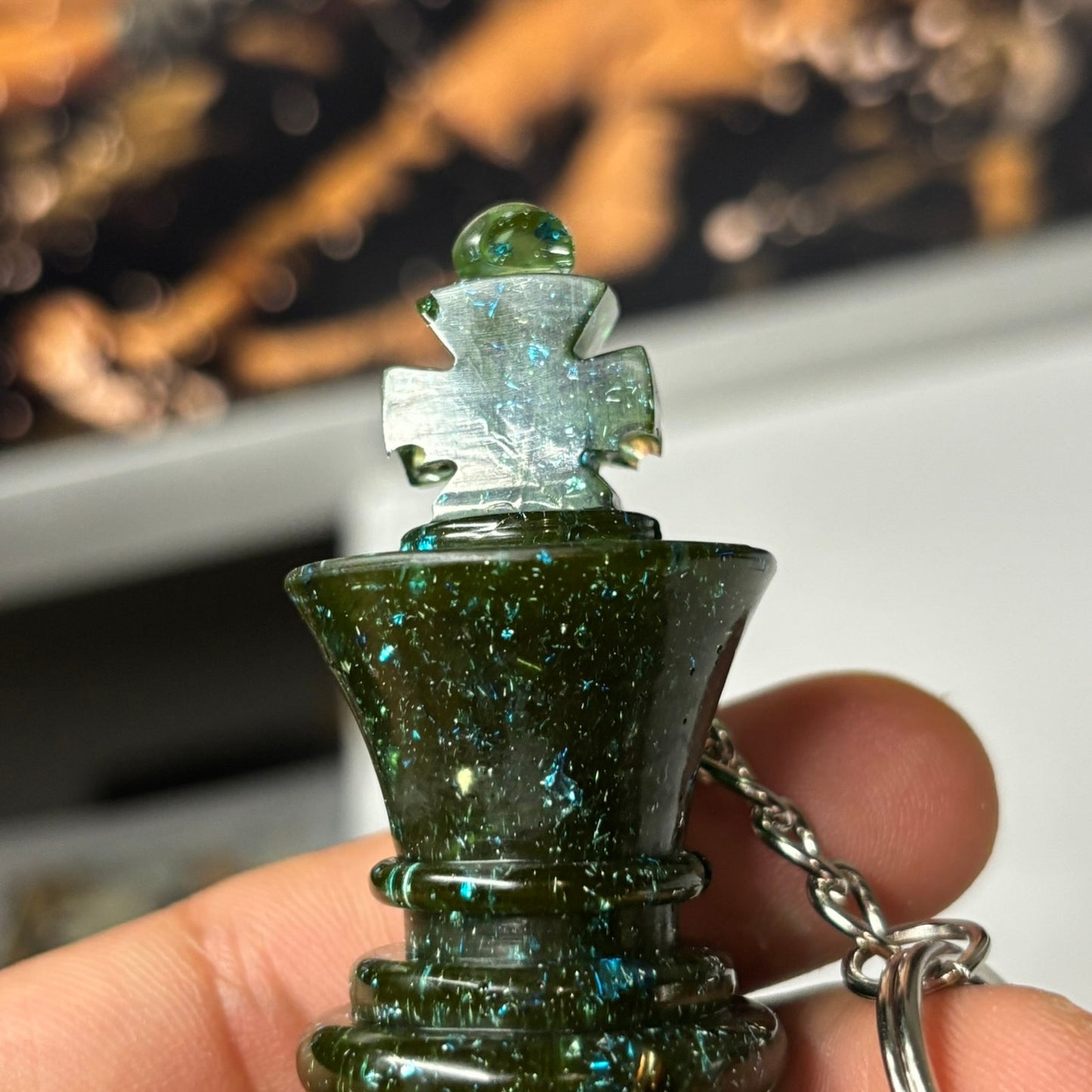 Forest Green King - Handmade Resin Keychain - Large Edition