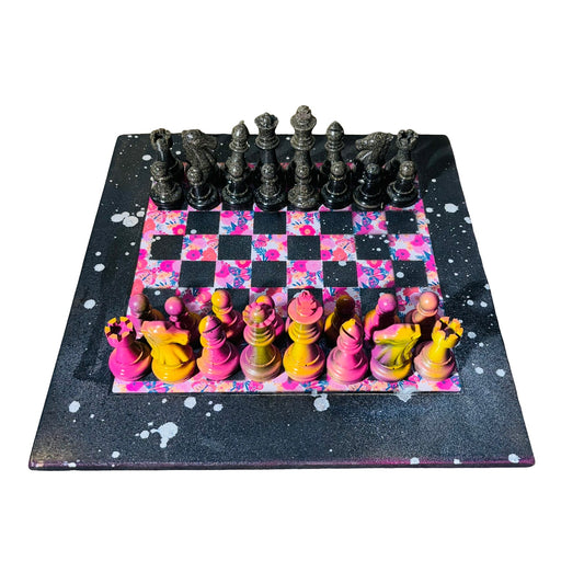 Sunset Flowered Pink - Large Deluxe Chess Set