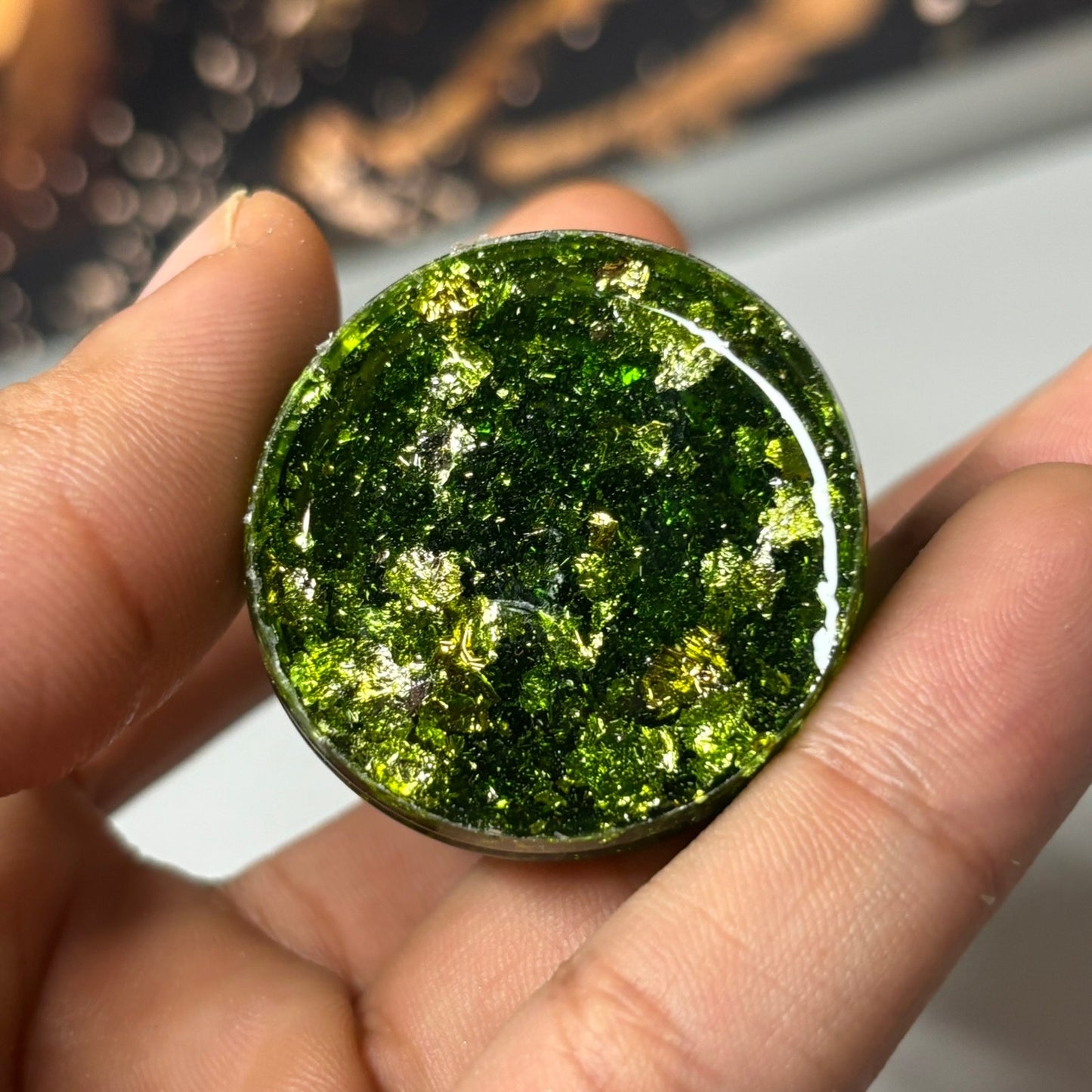 Green Emerald Queen - Handmade Resin Keychain - Large Edition
