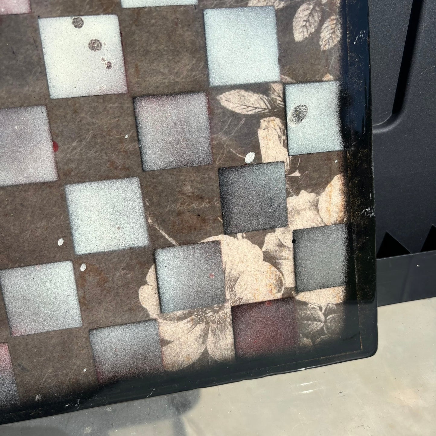 Gray Silver Flowers - Resin Coated Chess Board