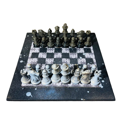 Golden Hue - Large Deluxe Chess Set