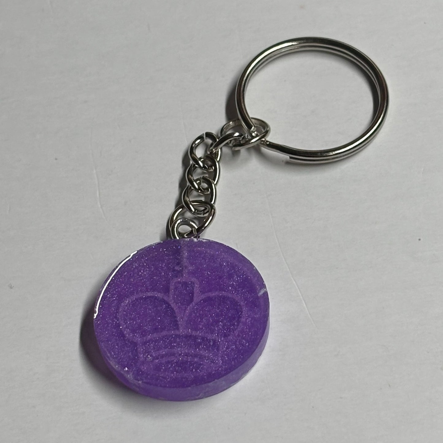 Purple King - Handmade Resin Keychain - Flat Edition