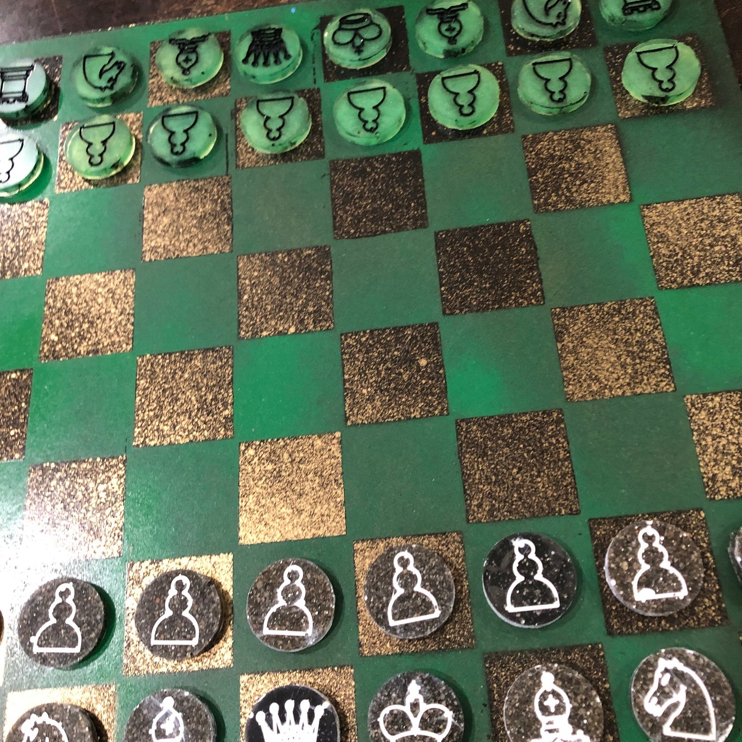 Golden Green - Painted Chess Set