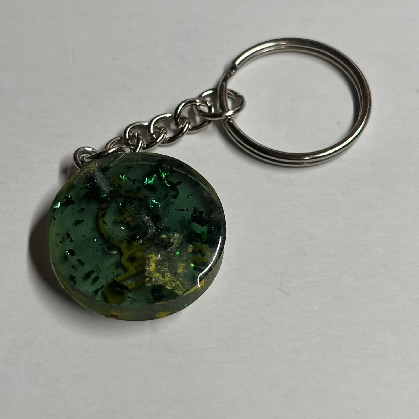 Yellow Lined Bishop - Handmade Resin Keychain - Flat Edition
