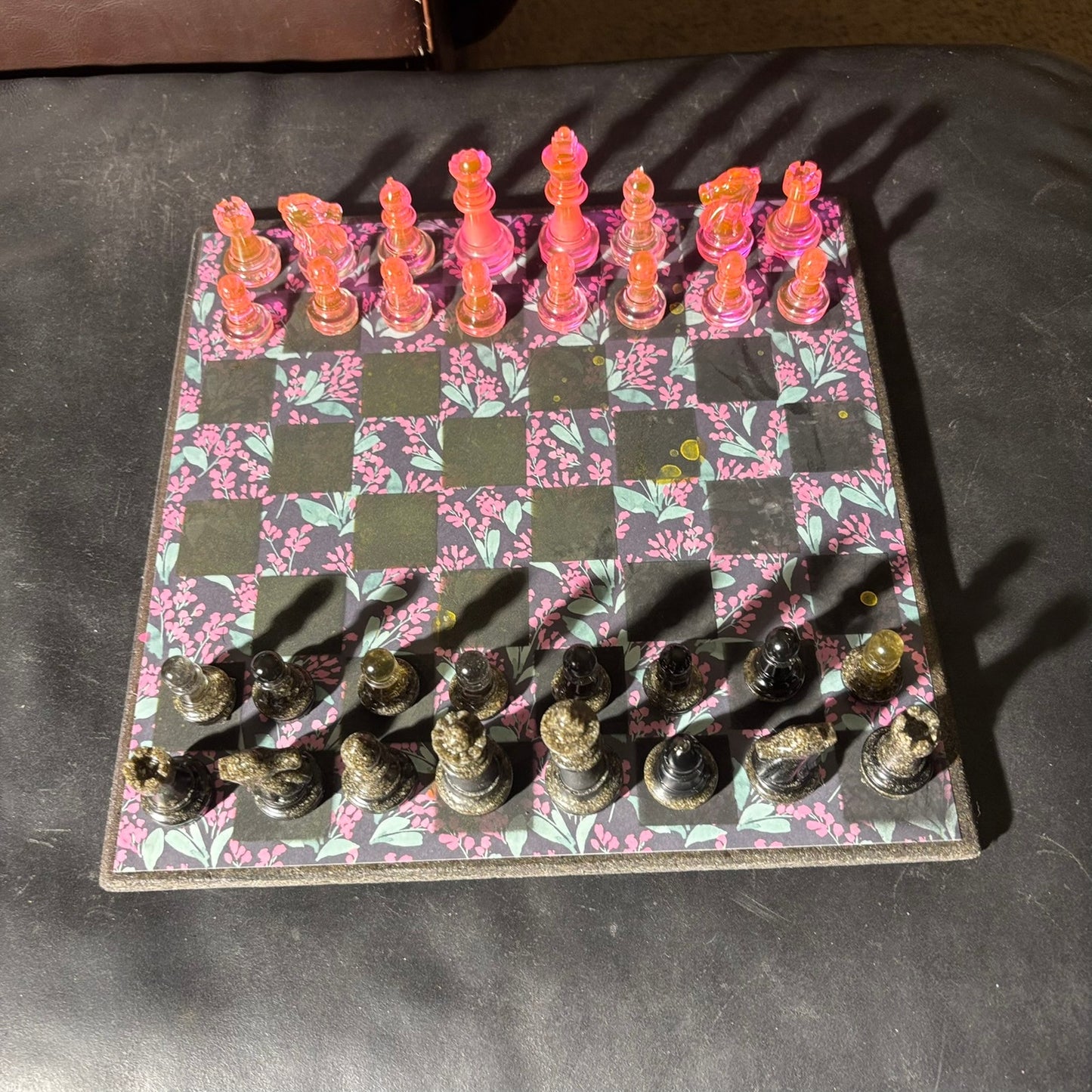 Retro Pink Flowers - Scrapbook Chess Set
