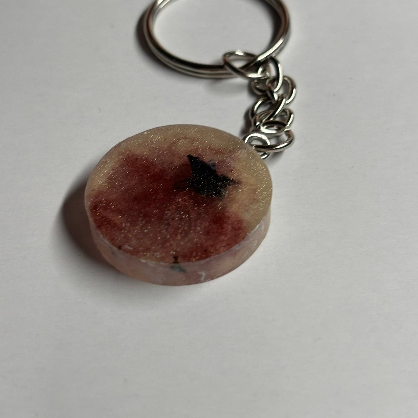 Old Fashioned Knight - Handmade Resin Keychain - Flat Edition