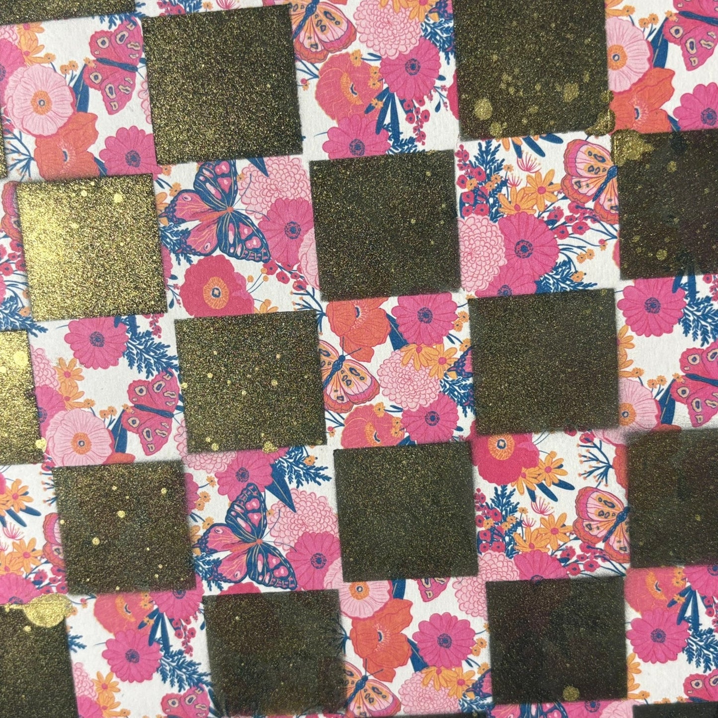 Golden Pink Flowers - Scrapbook Chess Board