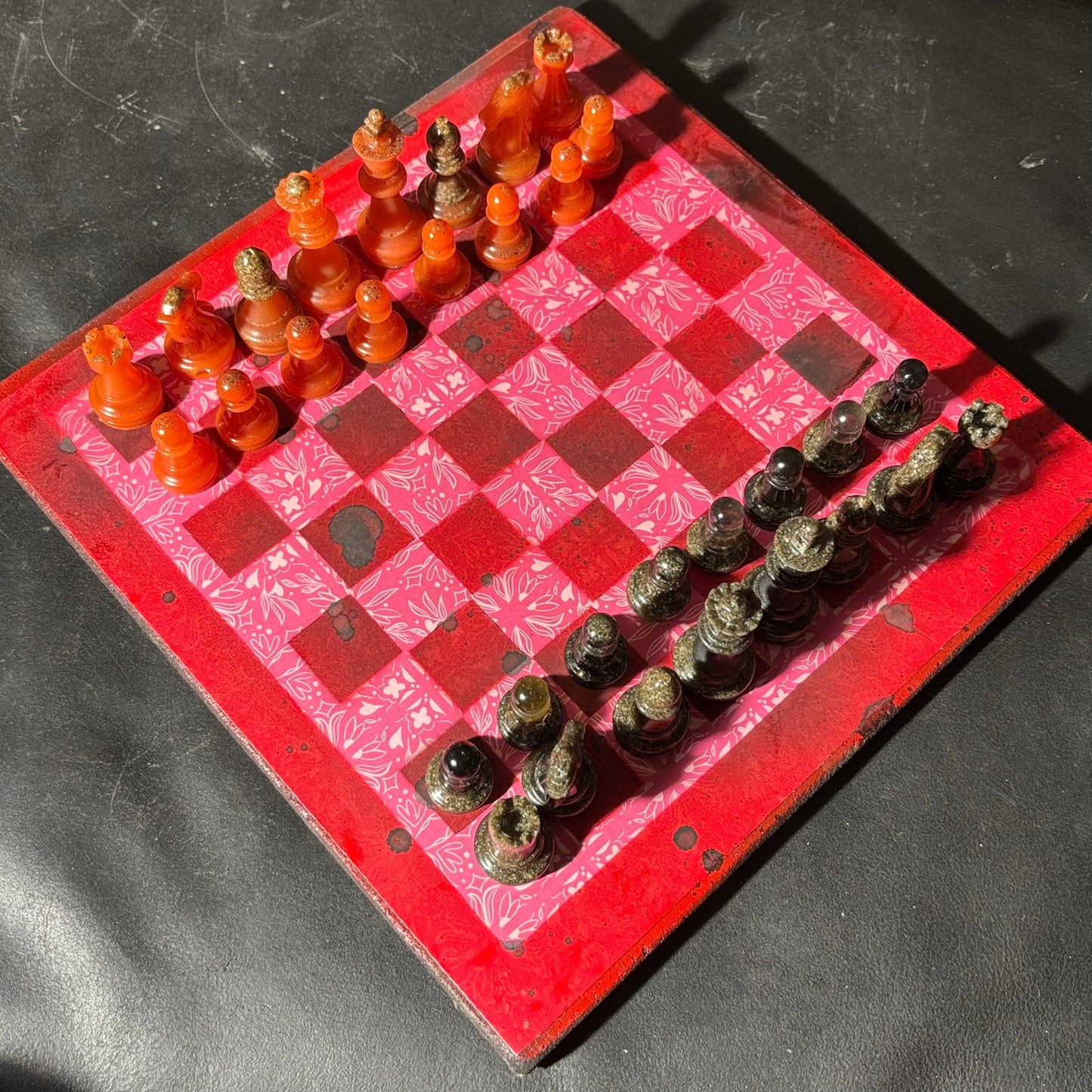 Utopia Vintage Red- Scrapbook Chess Set