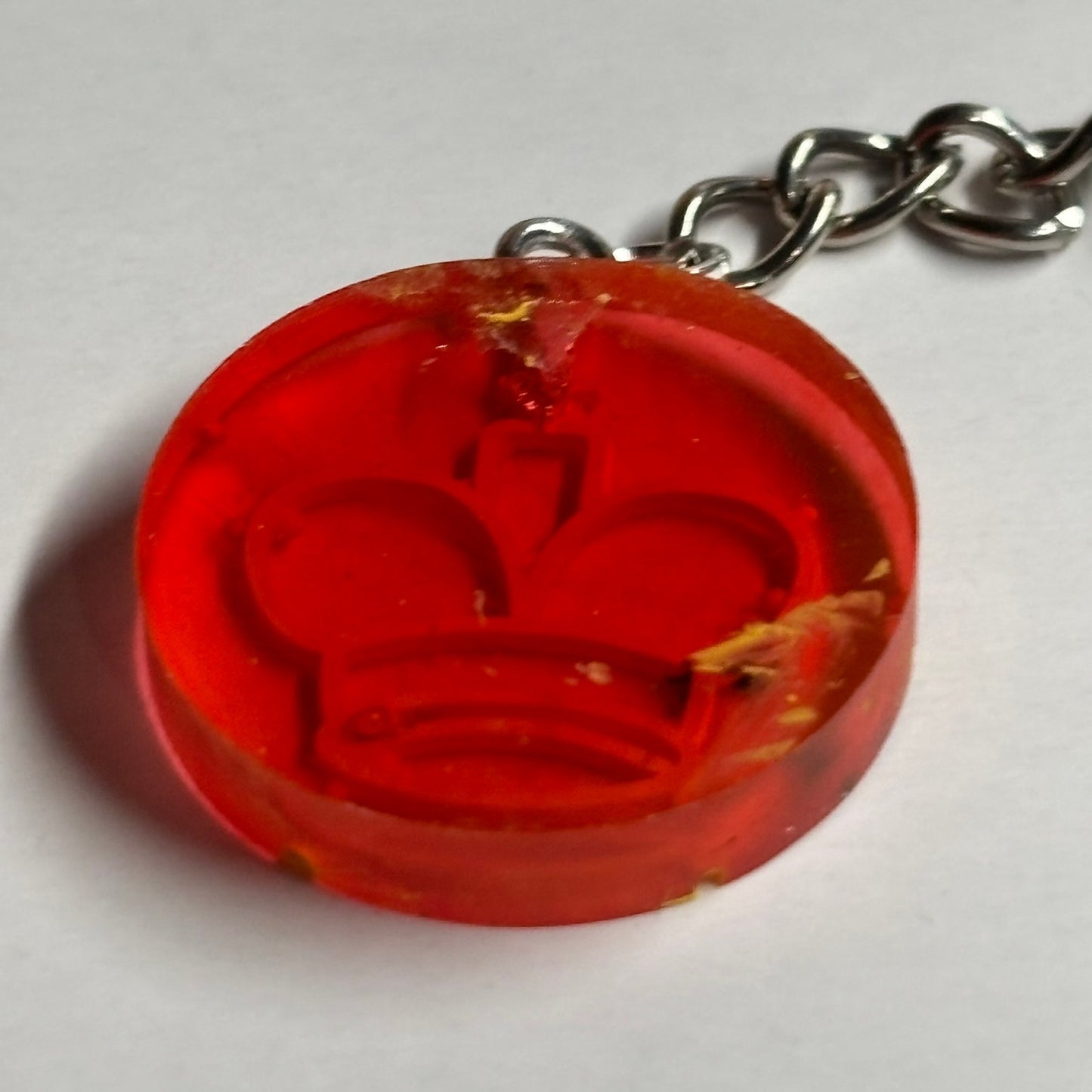 Vivid Red King - Handmade Resin Keychain - Flat Edition