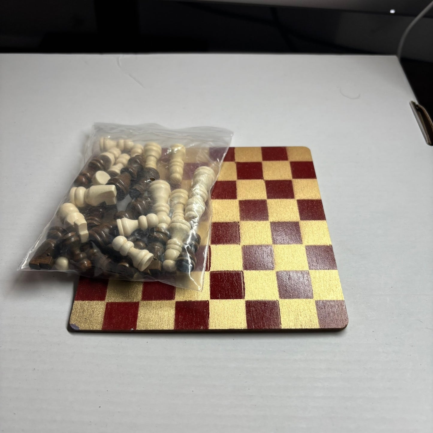 Spartan Gold Red - Mini Chess Set