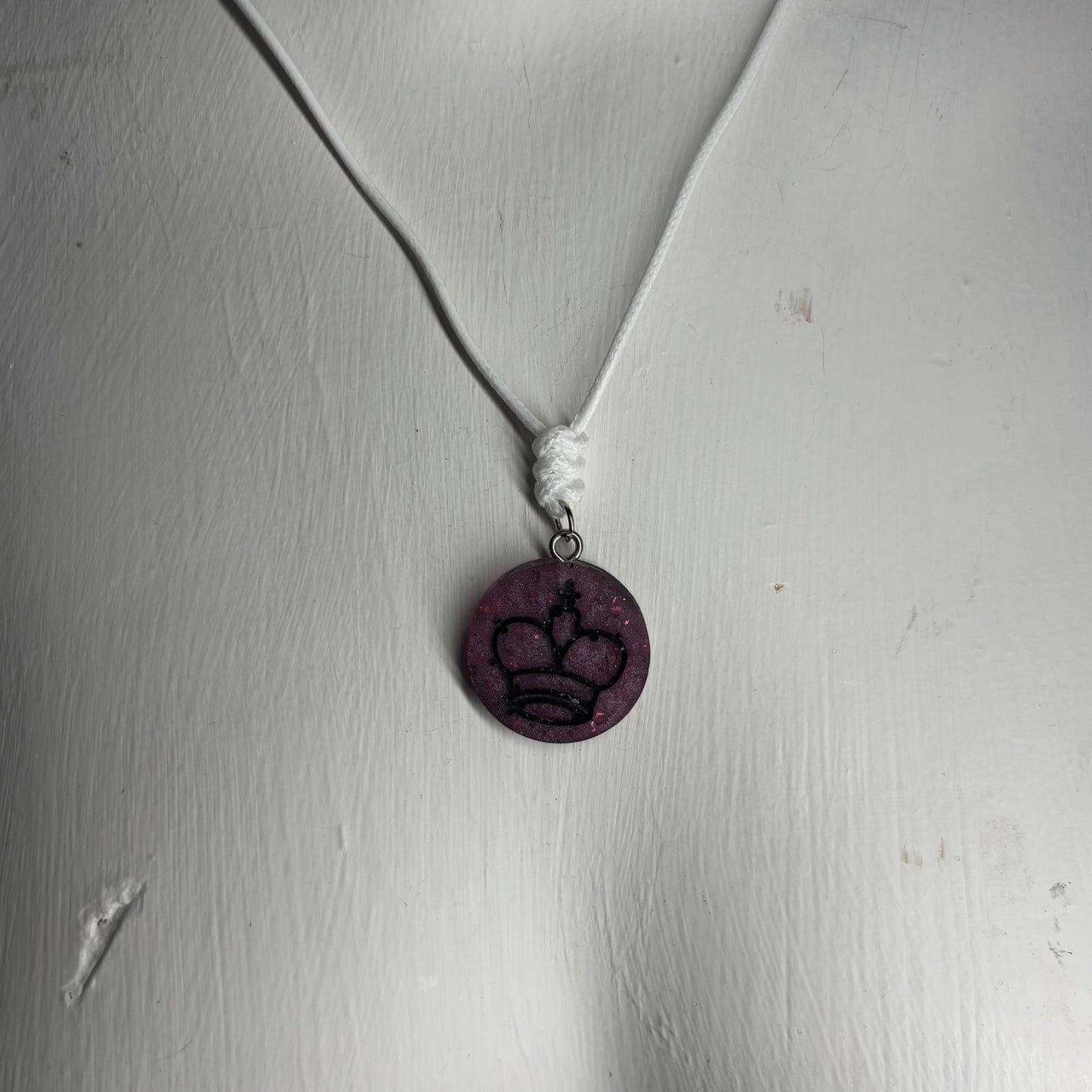Purple King - Handmade Resin Chess Necklace - Flat Edition