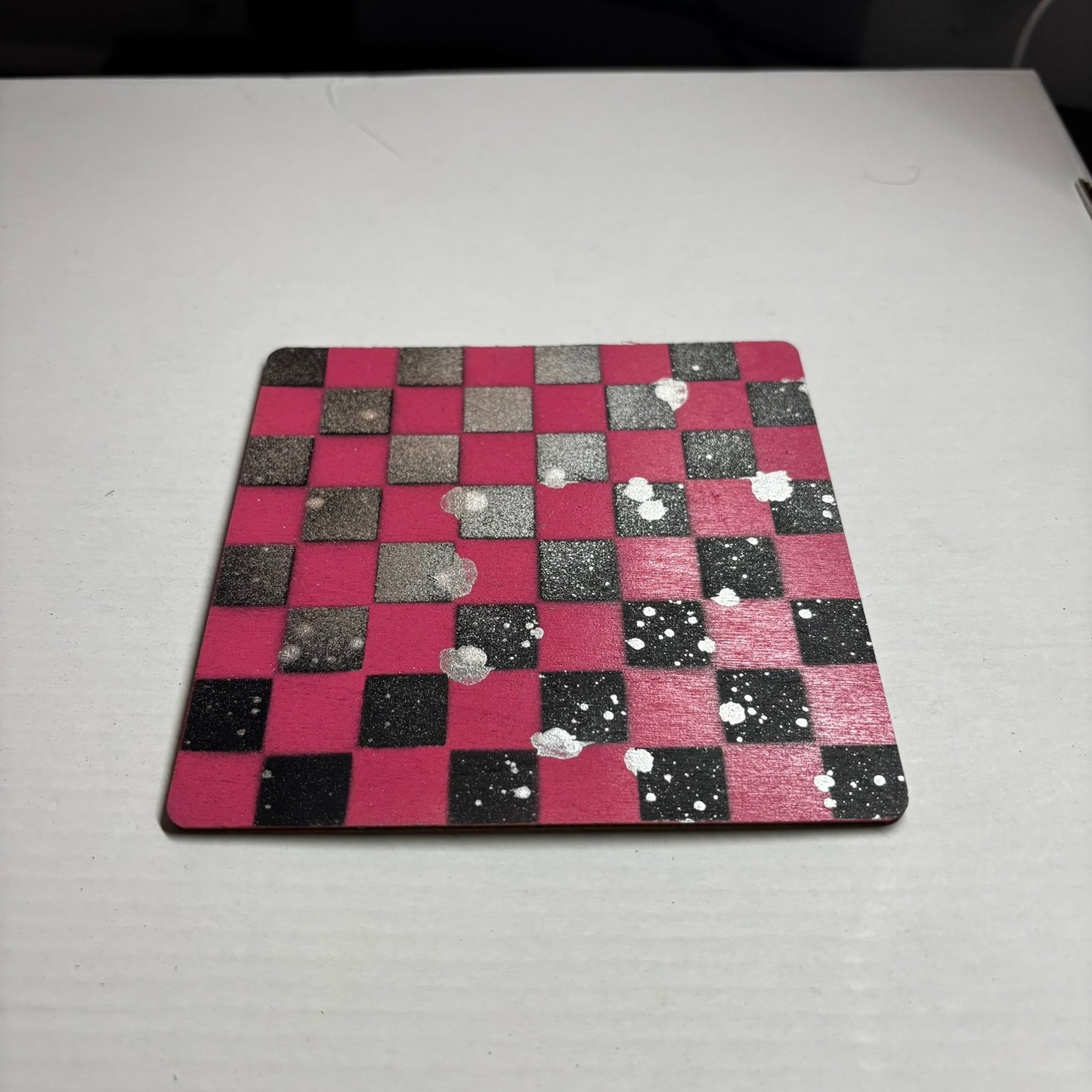 Red & Black Chrome Drip - Mini Chess Set