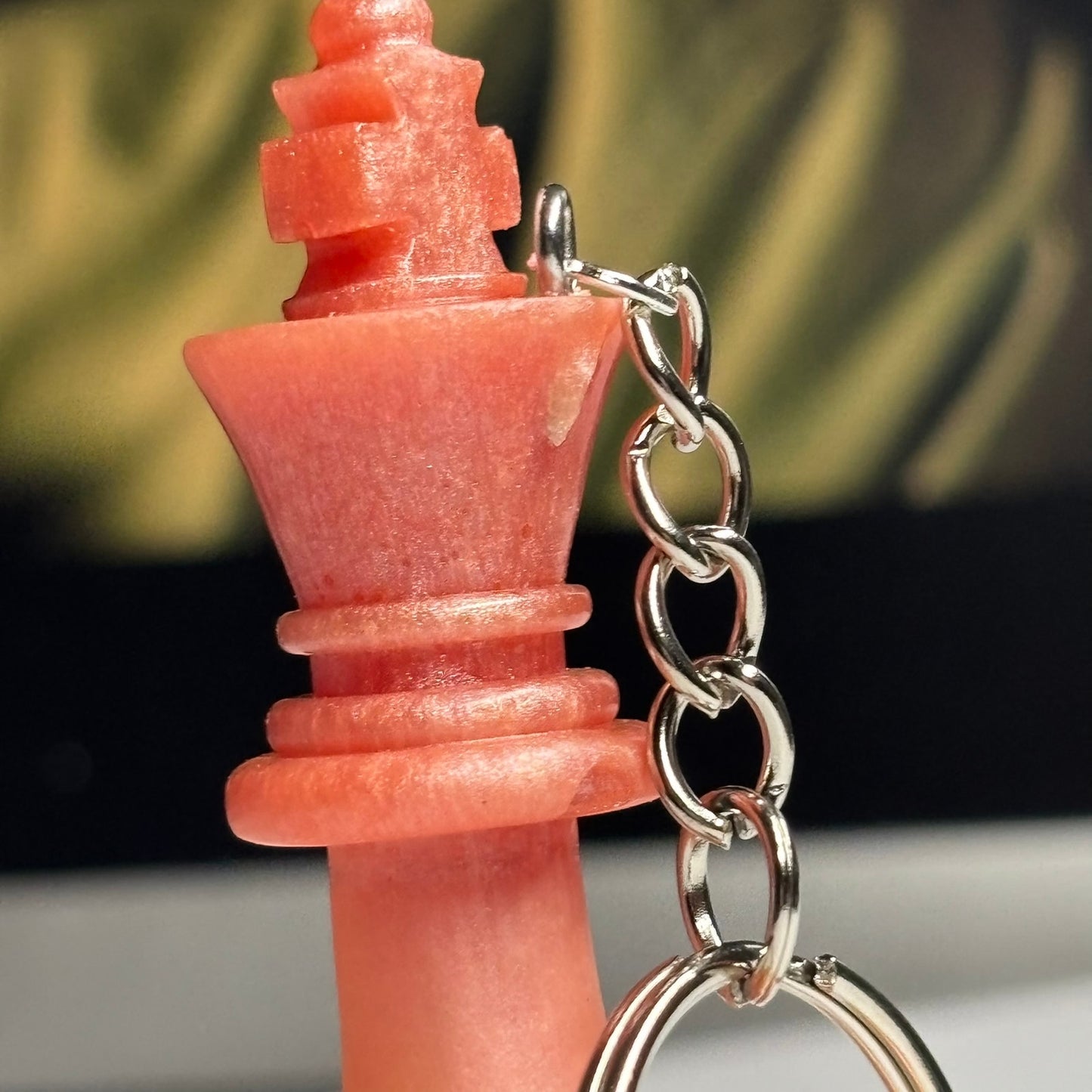 Peach Pink King - Handmade Resin Keychain