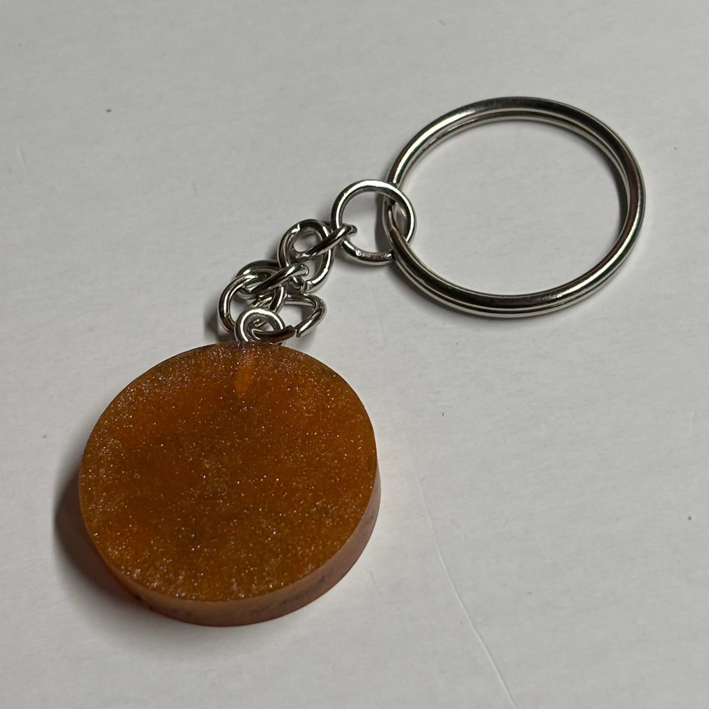 Dark Orange King - Handmade Resin Keychain - Flat Edition