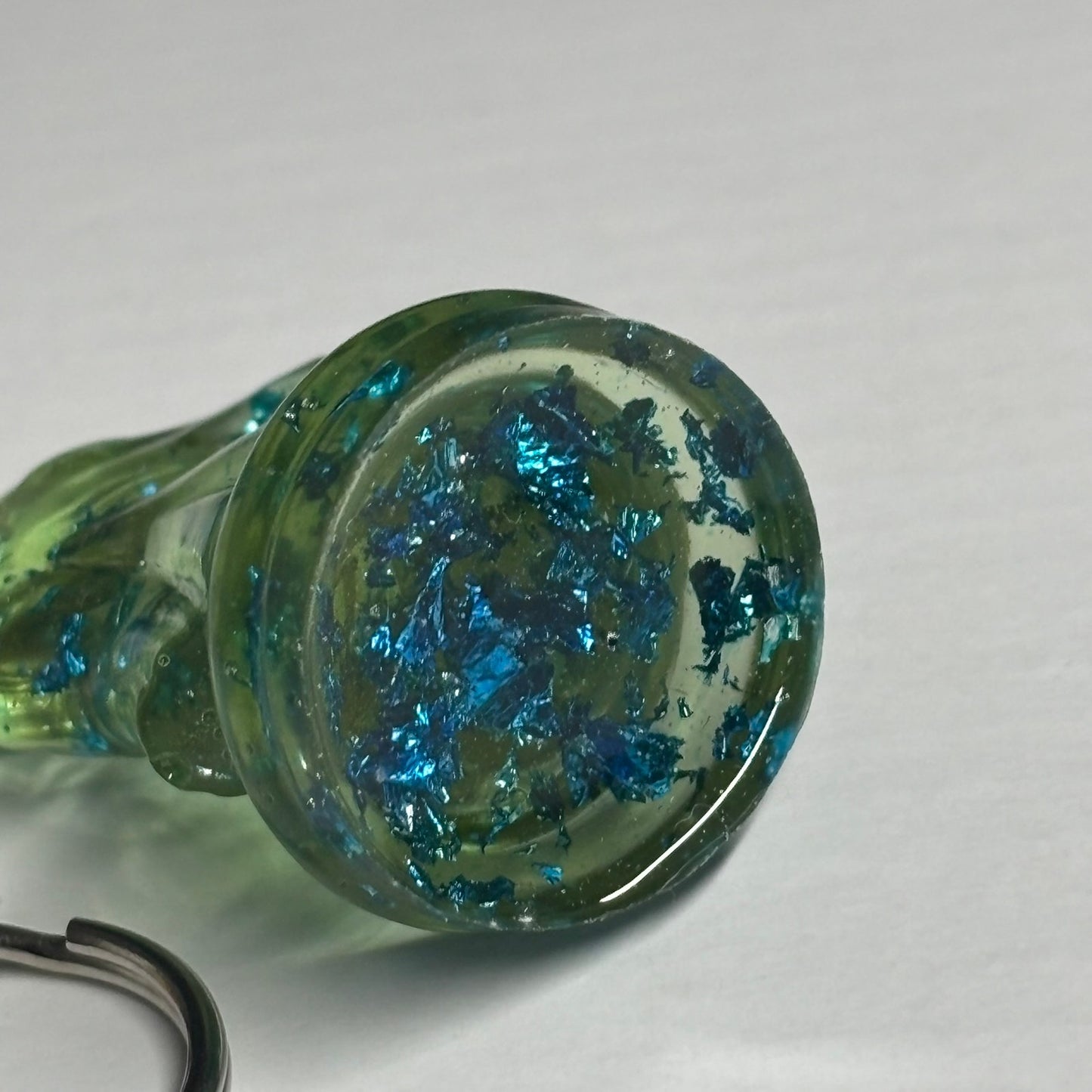 Green Sparkled Knight - Handmade Resin Keychain