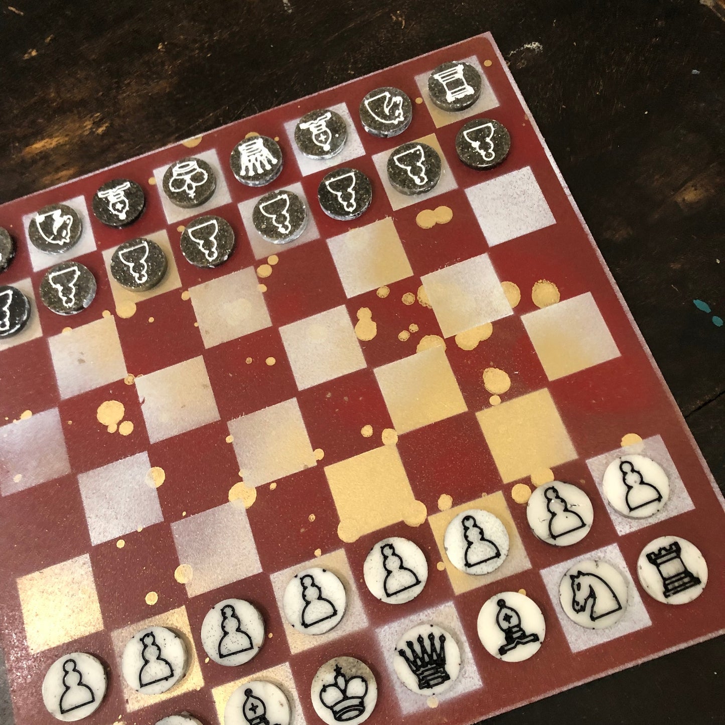 Golden Red - Painted Chess Set