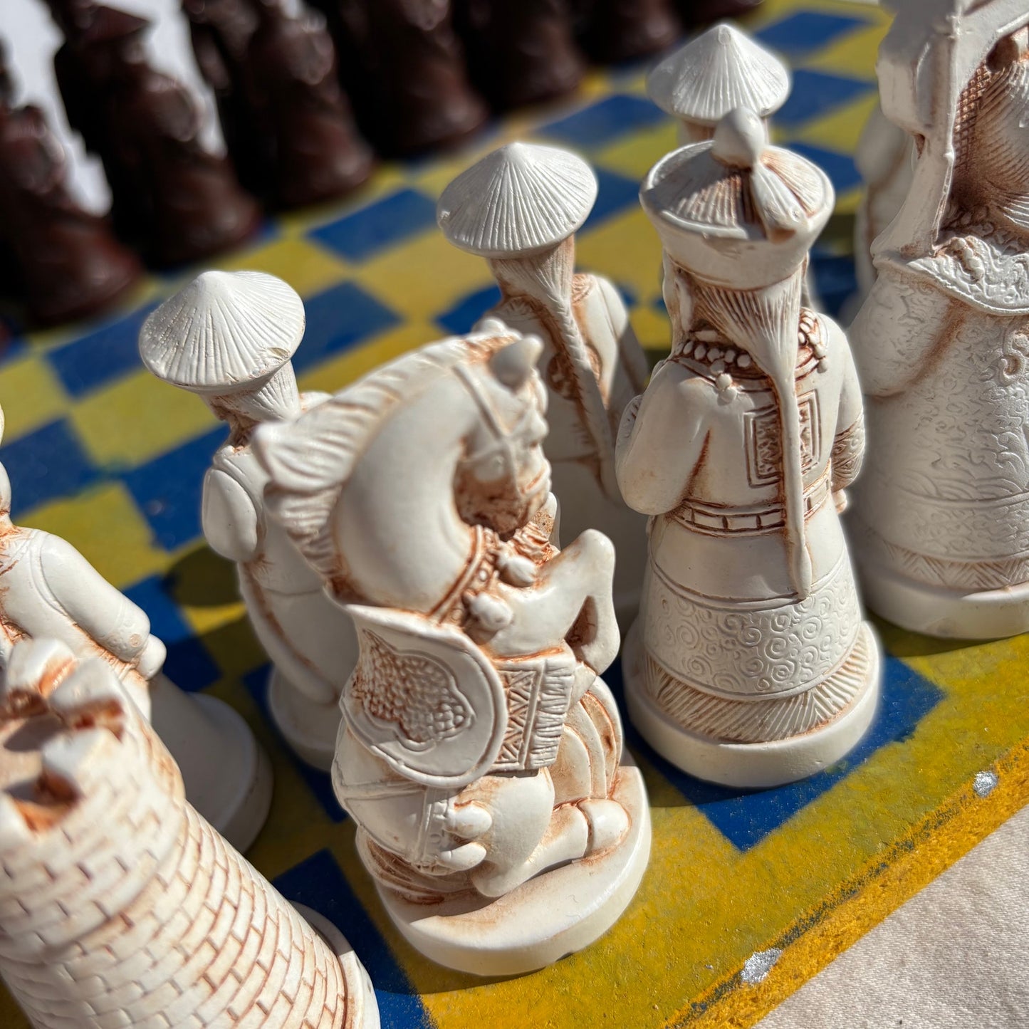 Yellow Blue Mist - Chinese Edition Chess Set