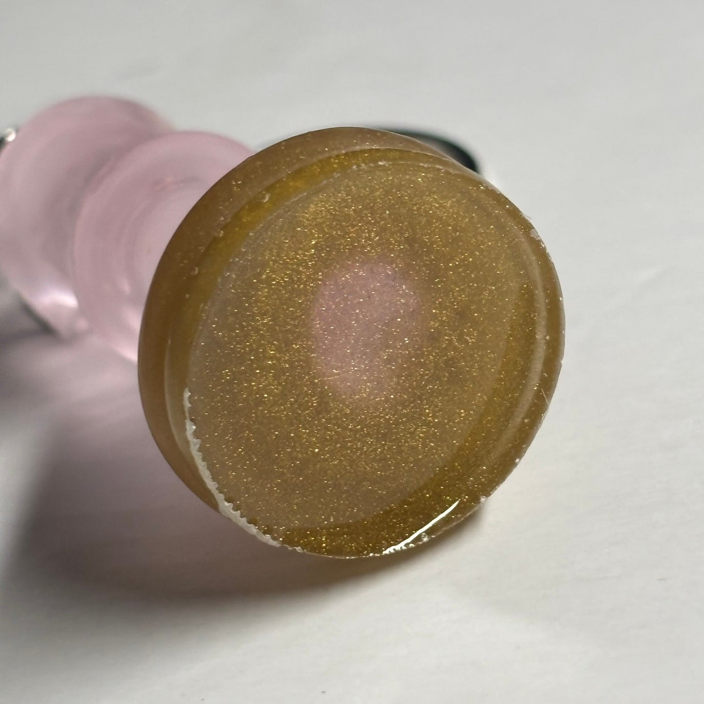 Splendid Pink King - Handmade Resin Keychain