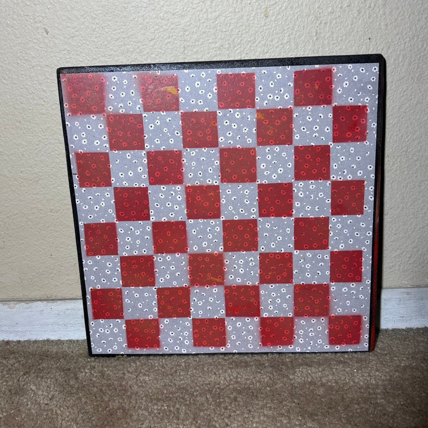 Simple Flowers With Red Touch - Scrapbook Chess Board