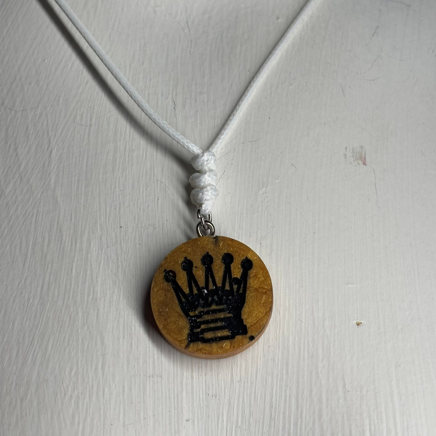 Golden King - Handmade Resin Chess Necklace - Flat Edition