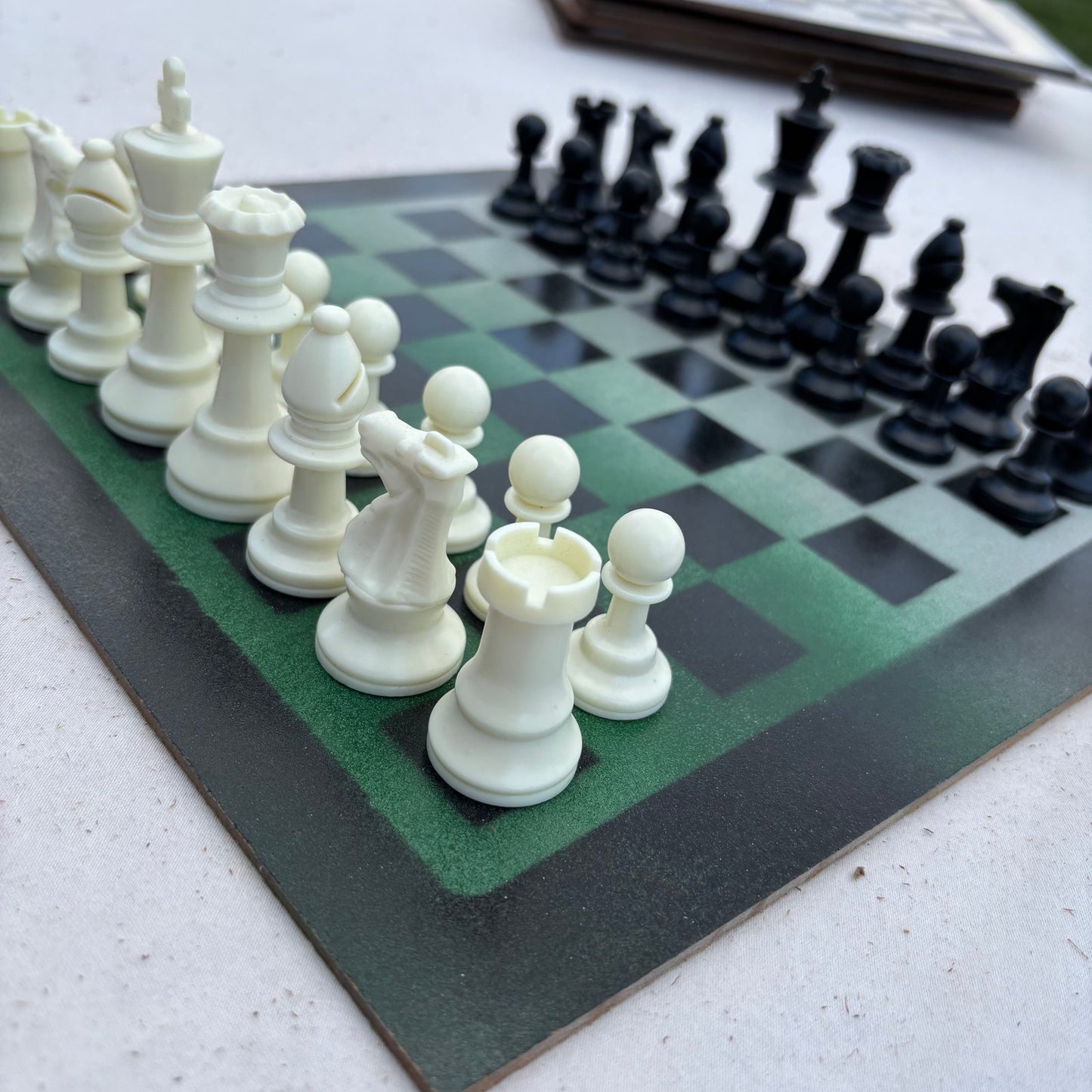 Fading Green - Painted Chess Set