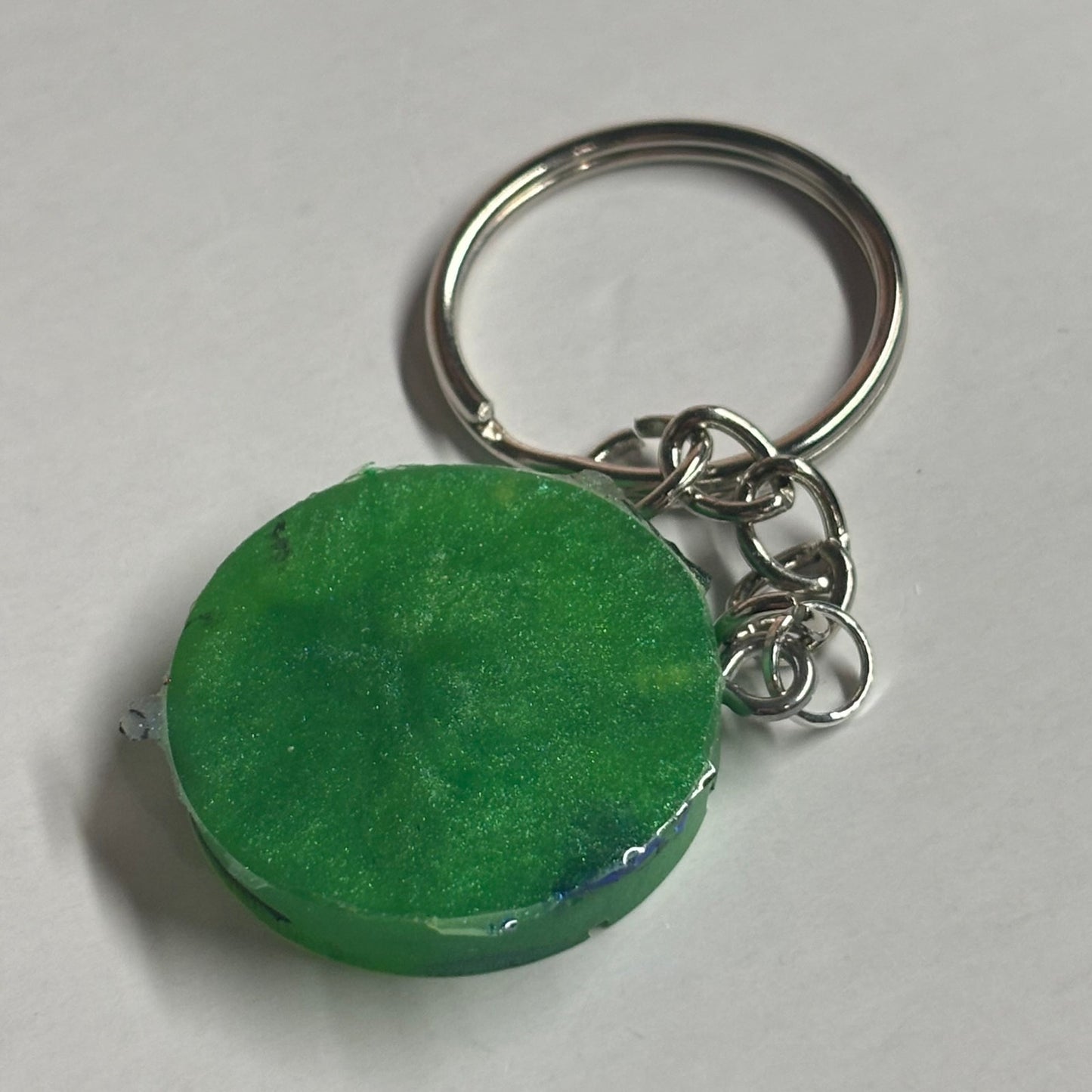 Vivid Green King - Handmade Resin Keychain